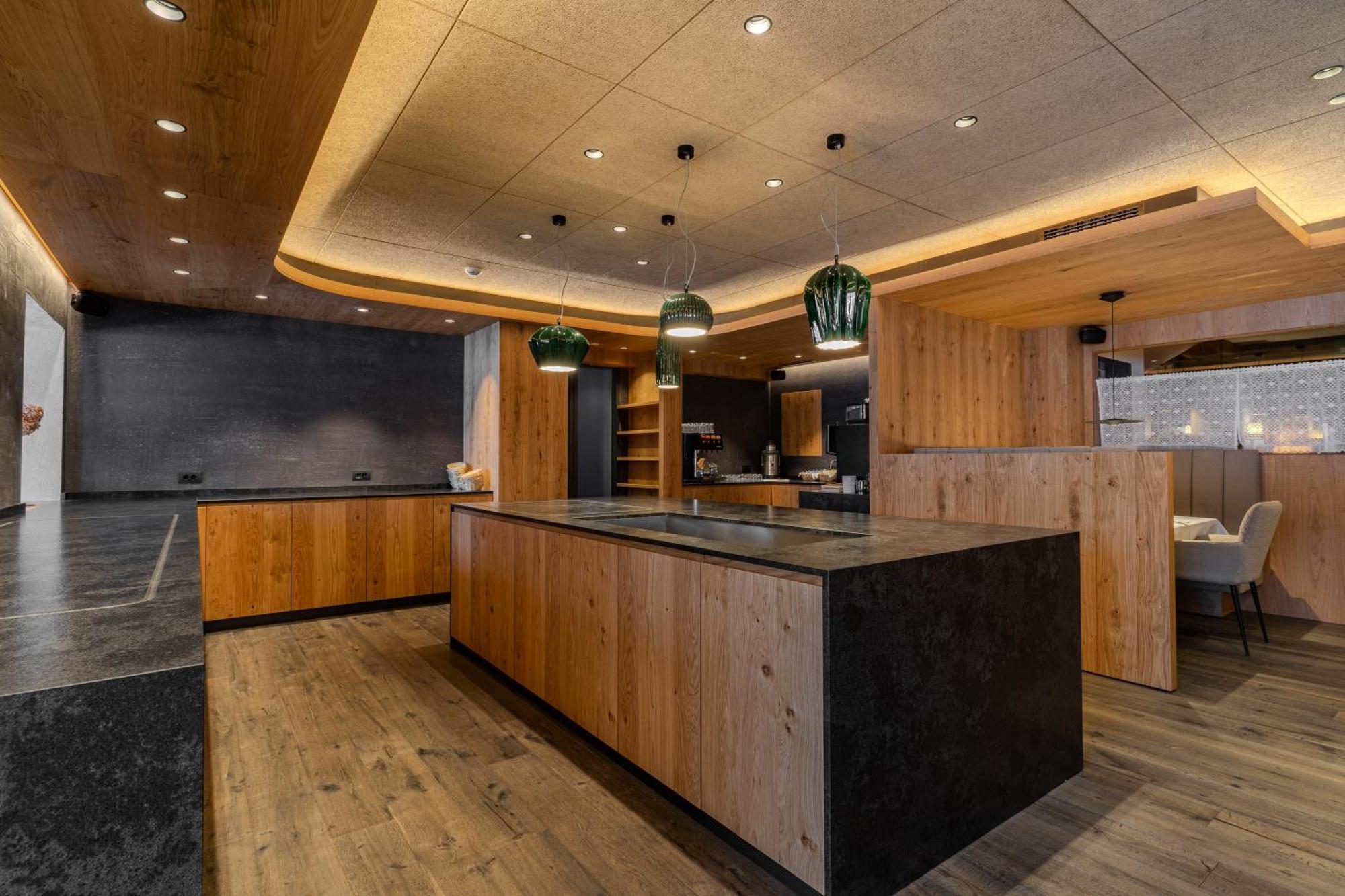 Hotel Krondlhof 布鲁尼科 外观 照片